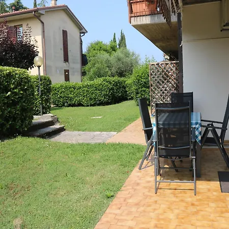 Enticing In With Swimming Pool Feriehus Lazise